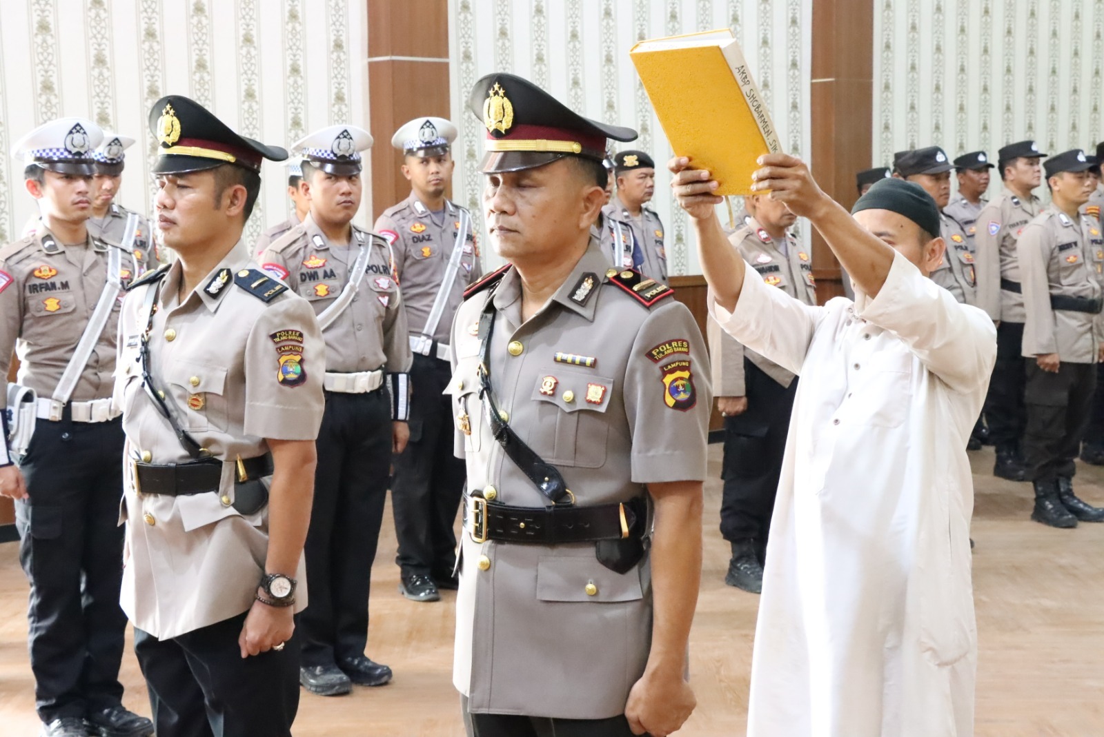 Ipda Amlit Bancin Resmi Jabat Kapolsek Gedung Aji, Begini Pesan Kapolres Tulang Bawang