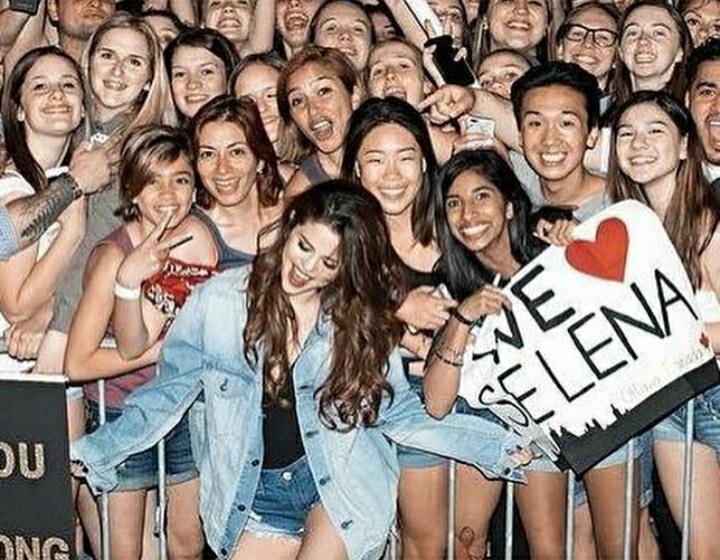 Selena Gomez Ingin Memeluk 400 Juta Orang Usai Jadi Wanita dengan Follower Instagram Terbanyak di Dunia