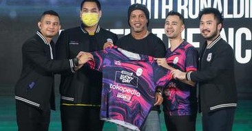 Tak Sabar Merumput di Indonesia, Ronaldinho: Saya Sudah Siap Menghibur...