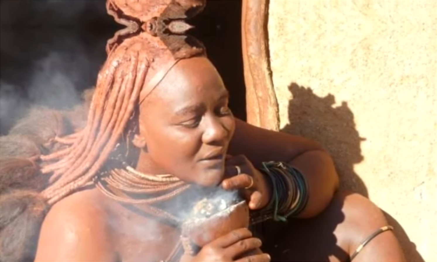 Tradisi Aneh Suku di Afrika, 'Suguhkan' Istri Kepada Tamu Hingga Tukar Pasangan 