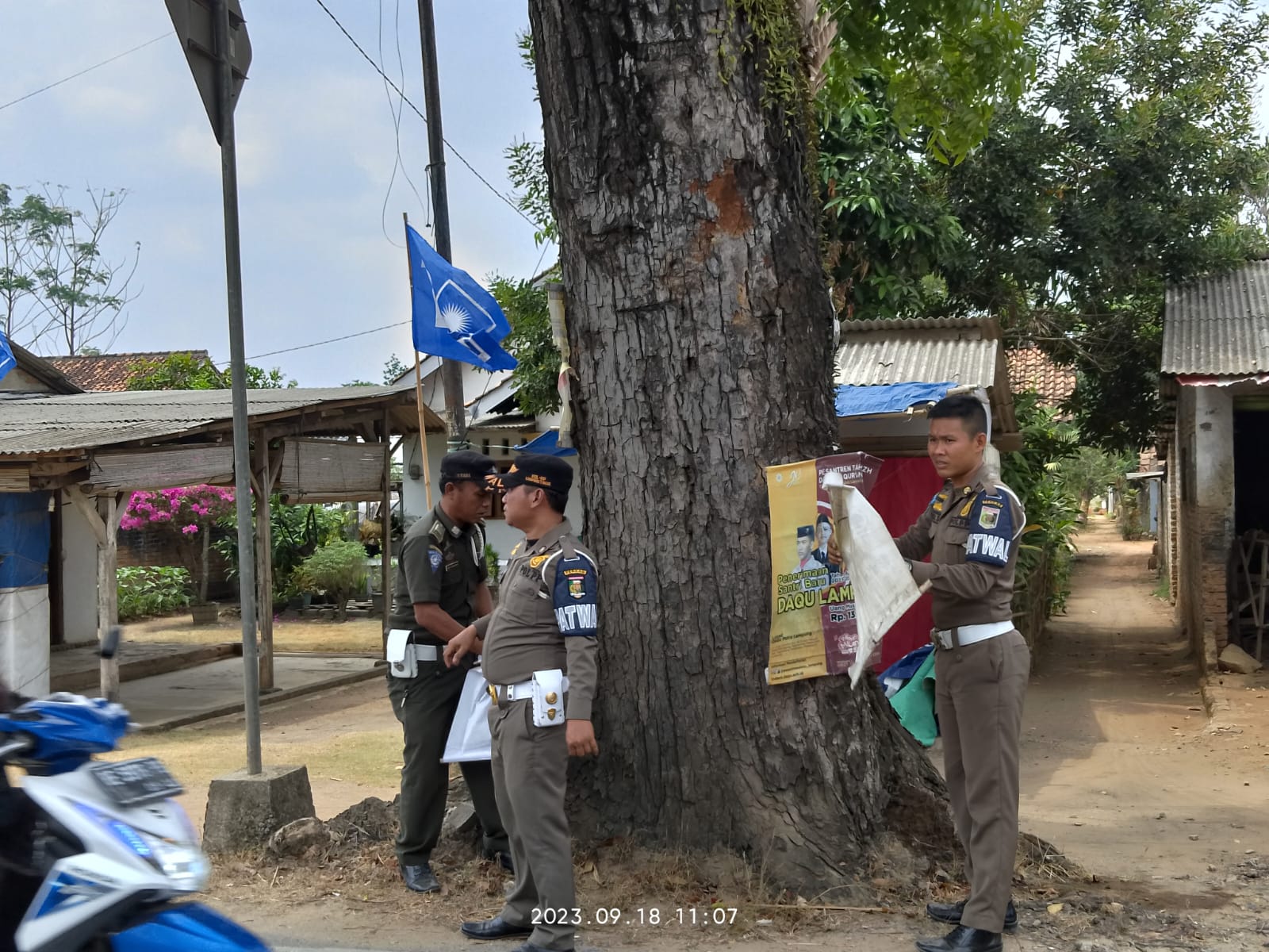Bawaslu Lampung Timur Tertibkan APS yang Langgar Aturan, Ini Titik Lokasinya