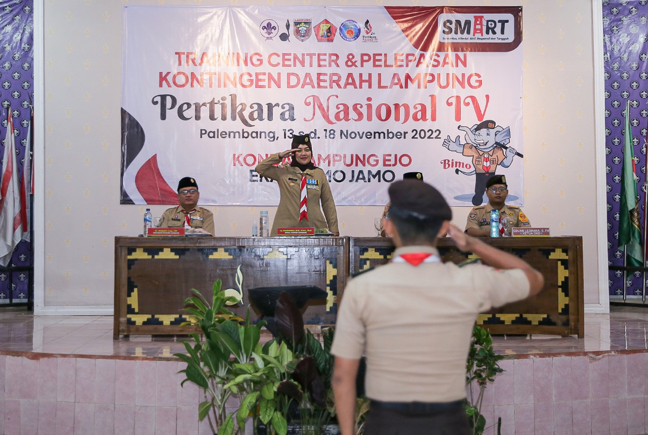 Chusnunia Chalim Lepas Kontingen Pramuka Lampung ke Pertikara Tingkat Nasional IV di Palembang