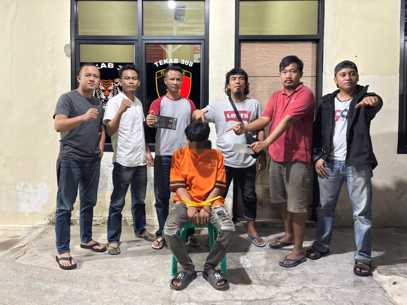 Subuh-Subuh Masuk Rumah Tetangga, Pemuda di Menggala Dibekuk Polisi