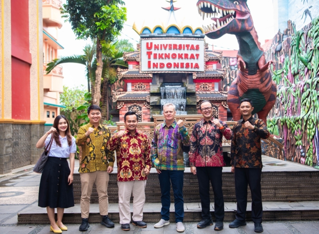 Go International! Universitas Teknokrat Indonesia Gandeng SFBU California Gelar Program Online Second Degree