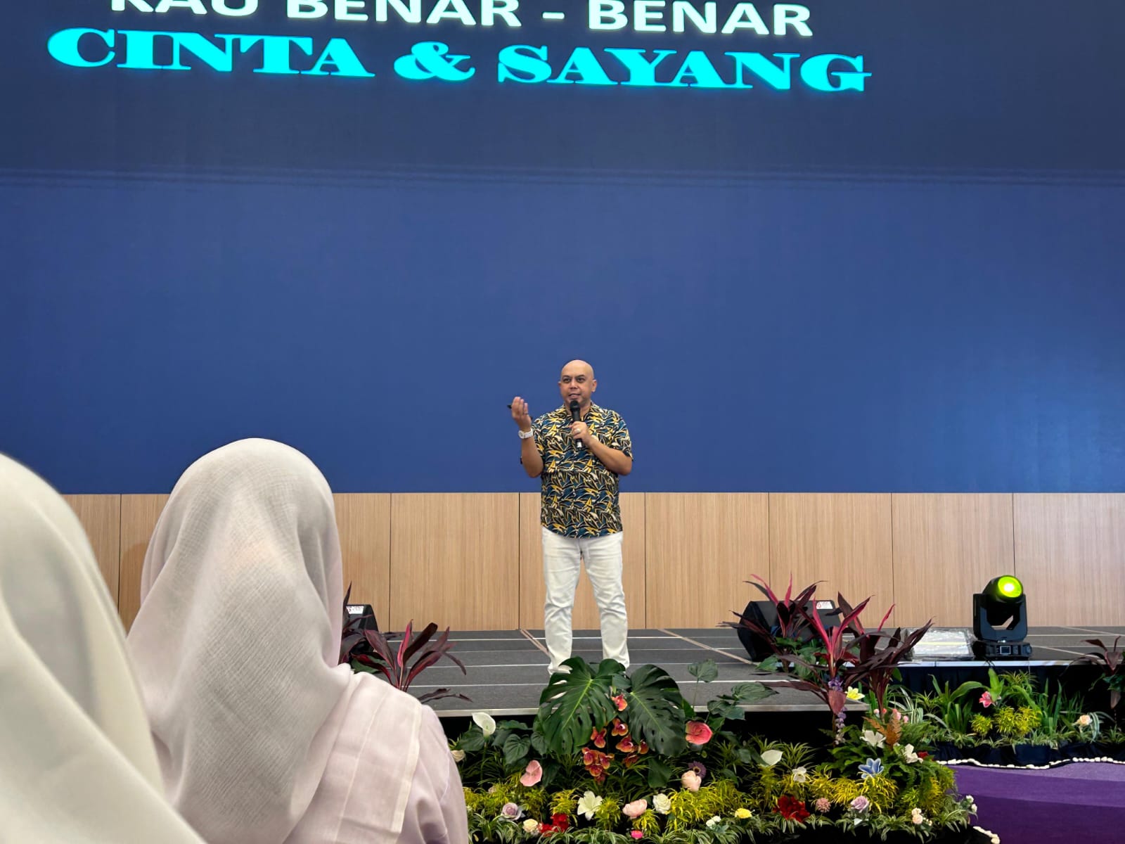 Pembicara UNESCO Berikan Motivasi untuk Insan PNM Cabang Lampung