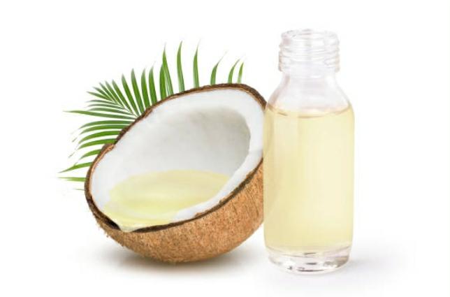 Benefits of Coconut Oil for Facial Skin Health