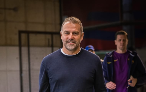 Lini Belakang Menipis, Flick Desak Barcelona Bergerak di Bursa Transfer Januari