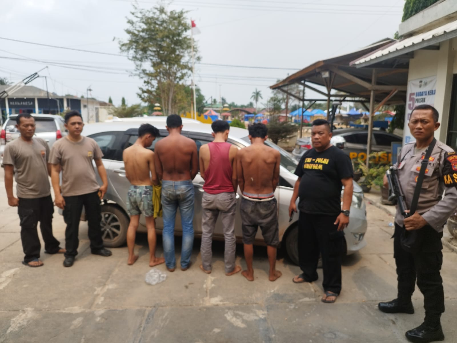 Polsek Raman Utara Lampung Timur Amankan 4 Penipu Kios BRI Link