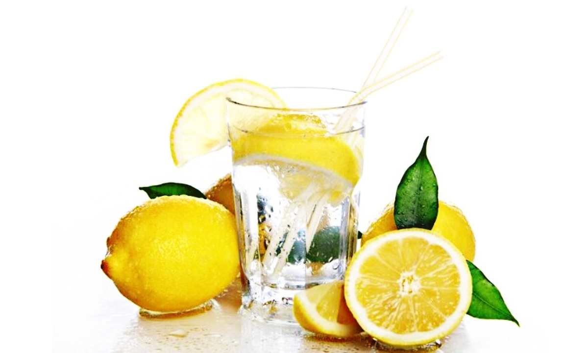 Wajah Glowing Alami Dengan Minum Air Lemon Setiap Pagi, Begini Cara Membuatnya