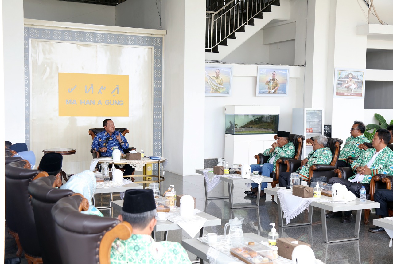 Gubernur Arinal Ajak Para Kades Yang Tergabung Dalam Apdesi Sukseskan Program Pembangunan Lampung