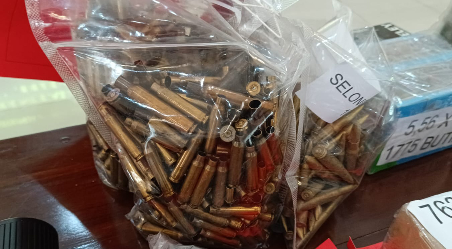 Polisi Gerebek Lokasi Pembuatan Senpi Rakitan di Lampung, Ini Barang Buktinya