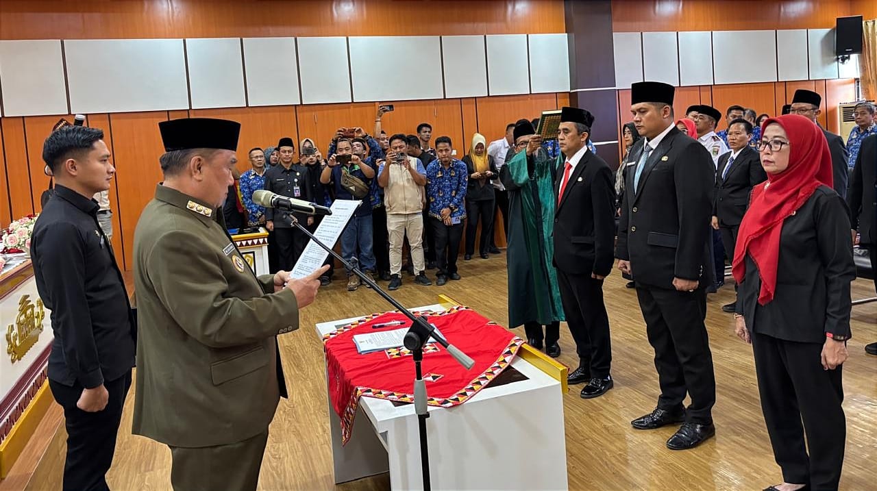 Bupati Tanggamus Rolling 17 Pejabat Eselon 2 dan 3 