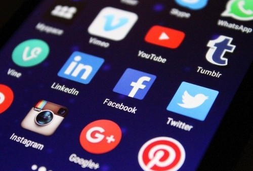 Ikuti Jejak Twitter, Facebook dan Instagram Mulai Berlakukan Centang Biru Berbayar