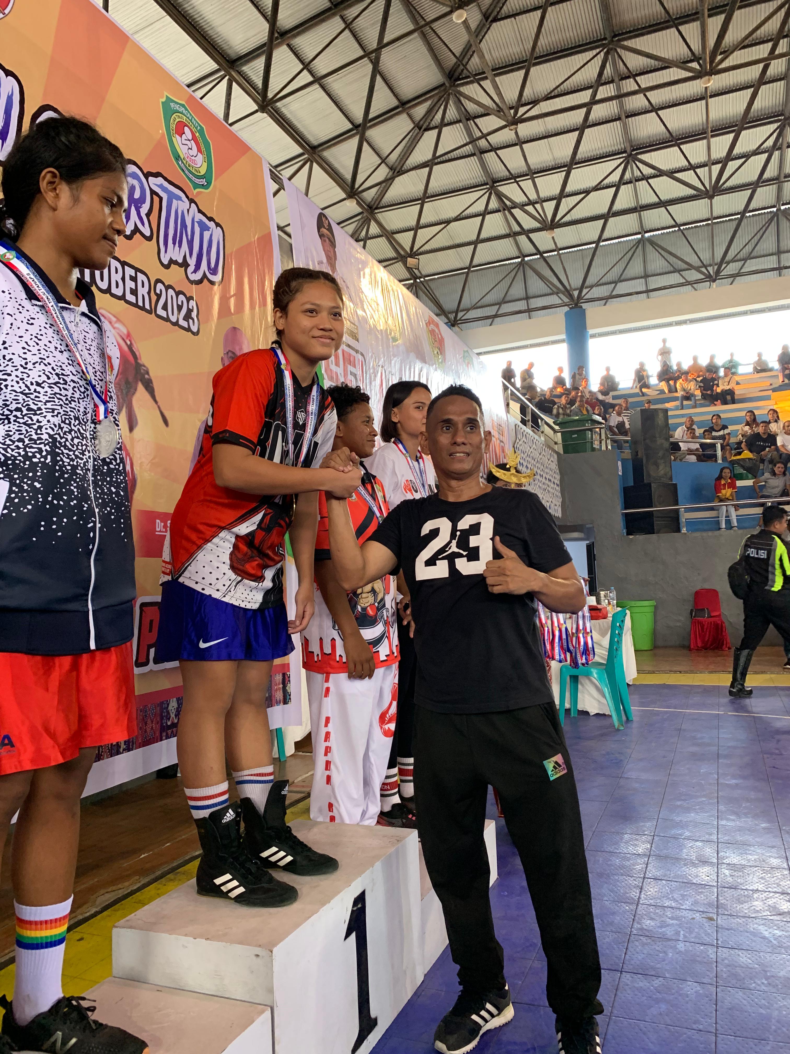 Atlet Tinju Lampung Borong 4 Medali di Kualifikasi PON, Salah Satunya Dari 2 Petinju Wanita