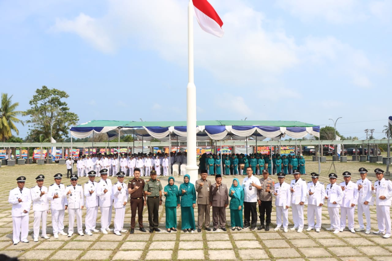 Bupati Pesisir Barat Perpanjang Masa Jabatan 112 Peratin