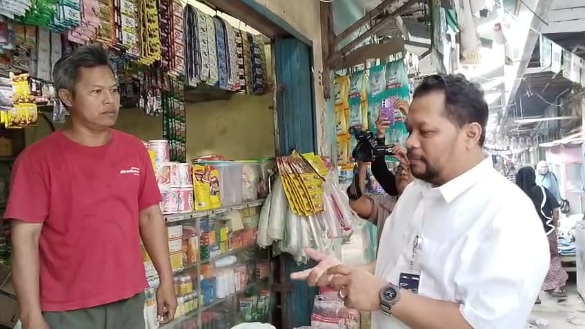 BULOG Lampung Pantau Penjualan Beras SPHP di Pasar Panjang