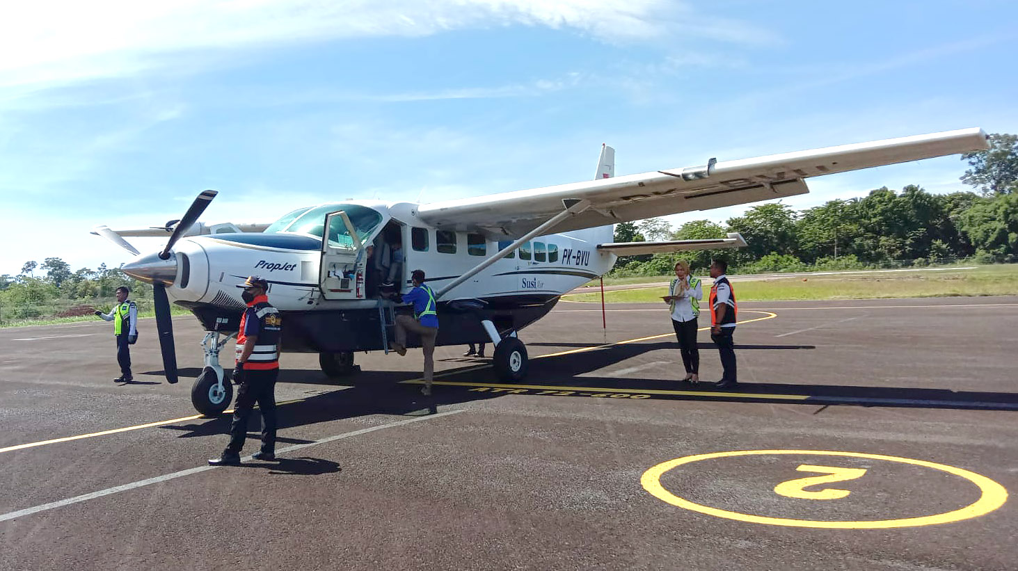 Resmi, Penerbangan Susi Air di Bandara M. Taufiq Kiemas Pesisir Barat Dihentikan