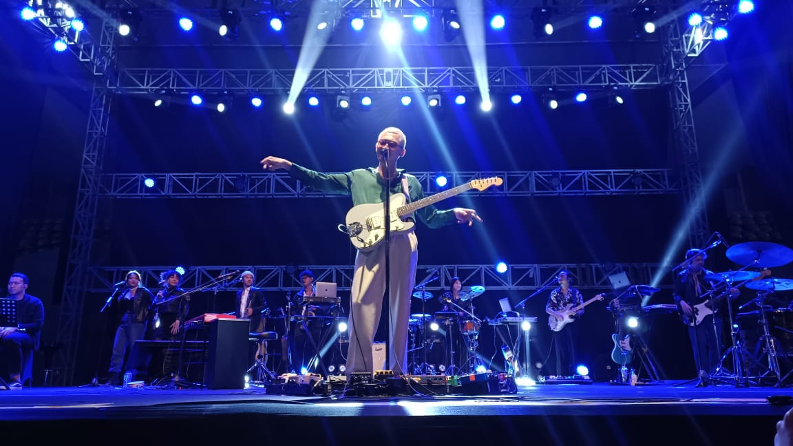 Pamungkas Sukses Bawakan 31 Lagu pada Konser Birdy Tour Indonesia