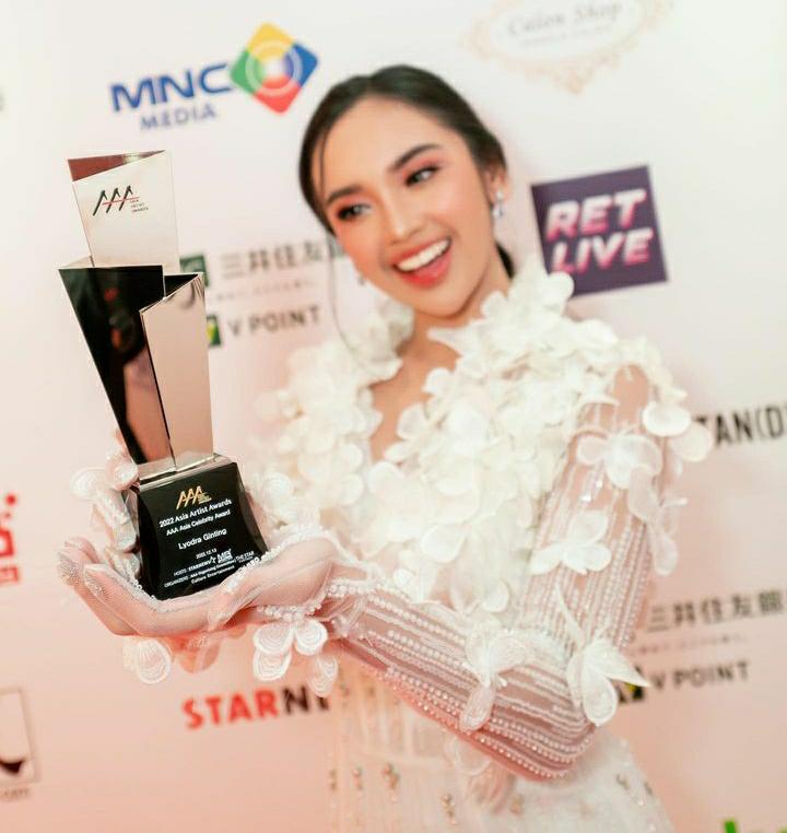 Bangga, Lyodra Raih Penghargaan di Asia Artist Awards 2022 Lewat Lagu Sang Dewi