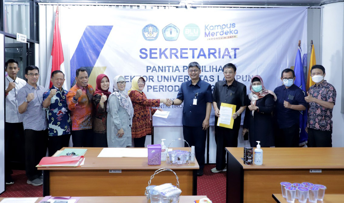 Pendaftaran Calon Rektor Universitas Lampung, Prof. Asep Sukohar Terakhir Kembalikan Berkas 