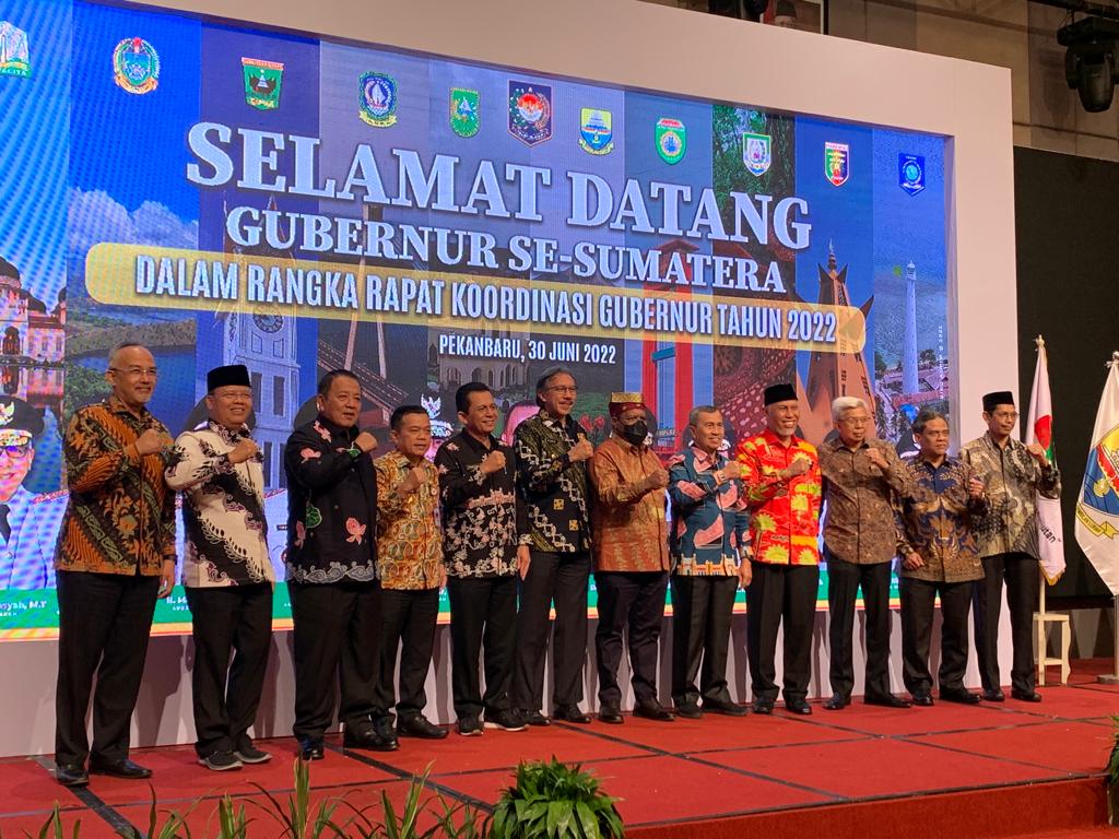 Rapat Koordinasi Gubernur Se-Sumatera digelar di Provinsi Riau, Hasilkan 14 Maklumat Bumi Lancang Kuning