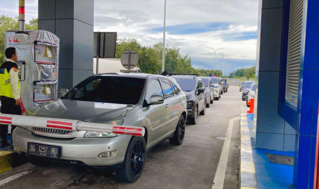 Long Weekend,  Kendaraan Masuk Lampung Naik Signifikan 