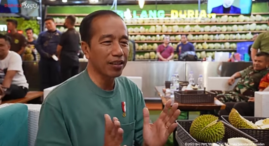 Presiden Jokowi Ngaku Kena 'Prank' Wasit Final SEA Games dan Bahas Bonus Pemain, Yuk Kepoin