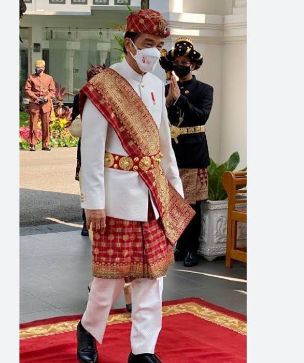 Kumpulan Baju Adat yang dipakai Presiden saat HUT RI, Salah satunya dari Lampung