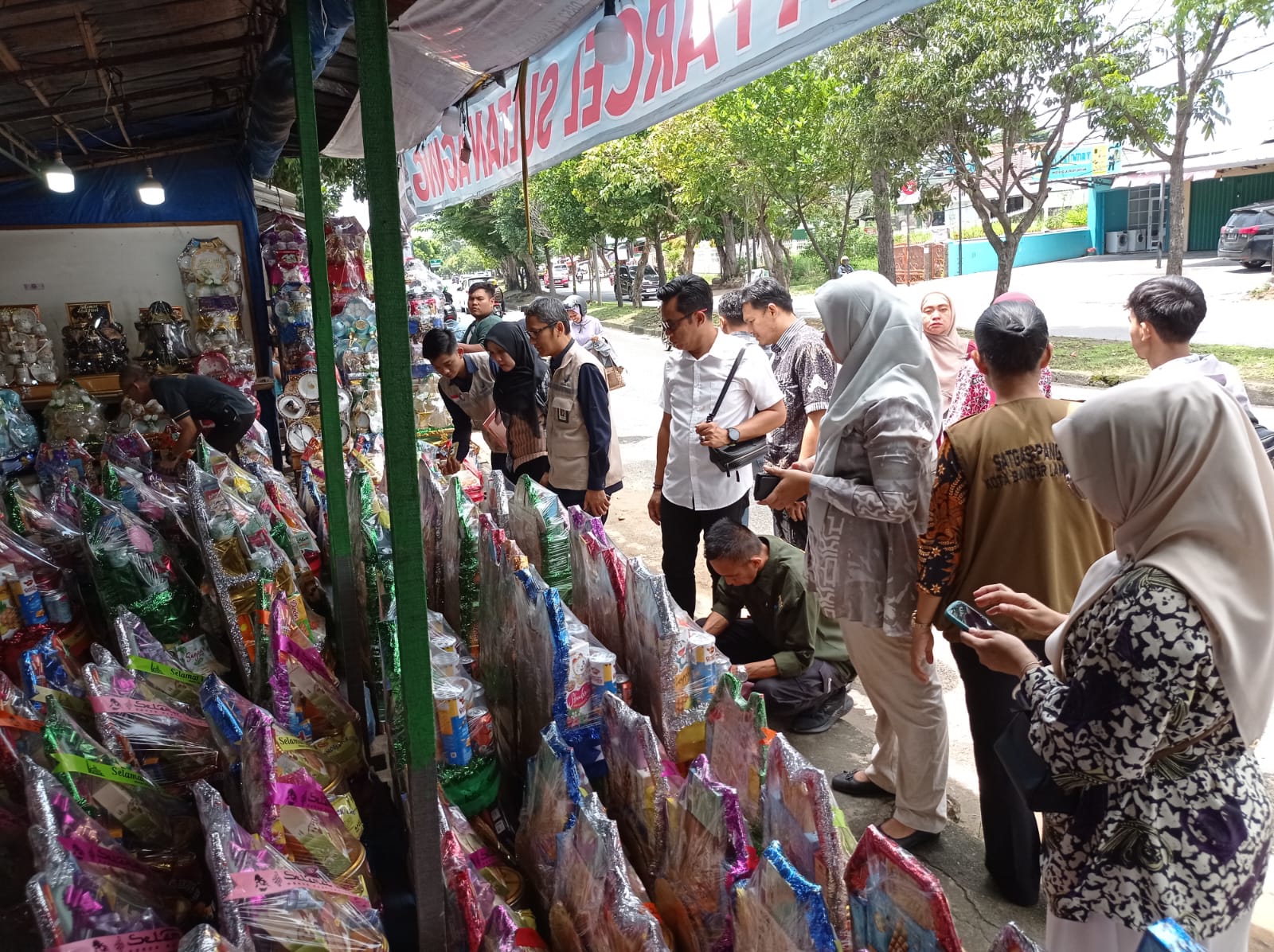Astaga, Sidak Parcel dan Gudang Makanan di Bandar Lampung, Petugas Temukan Hal Berbahaya Ini
