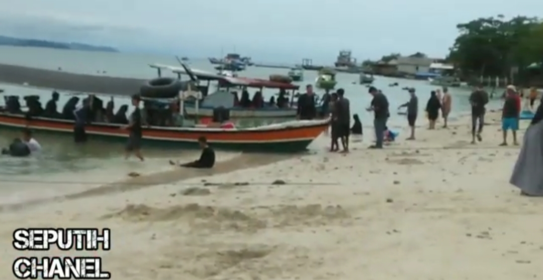 Pantai Mutun Lampung Cocok untuk Libur Lebaran Idul Adha Simak 9 Hal Ini Perlu Dipahami