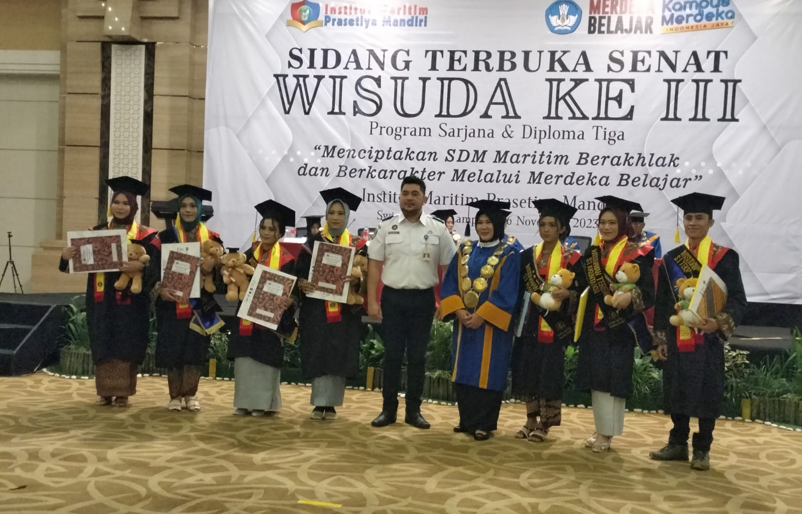 IMPM Lampung Ciptakan Enterpreneur Muda, Berikut 7 Wisudawan Terbaik Program Studi S1 dan Diploma 
