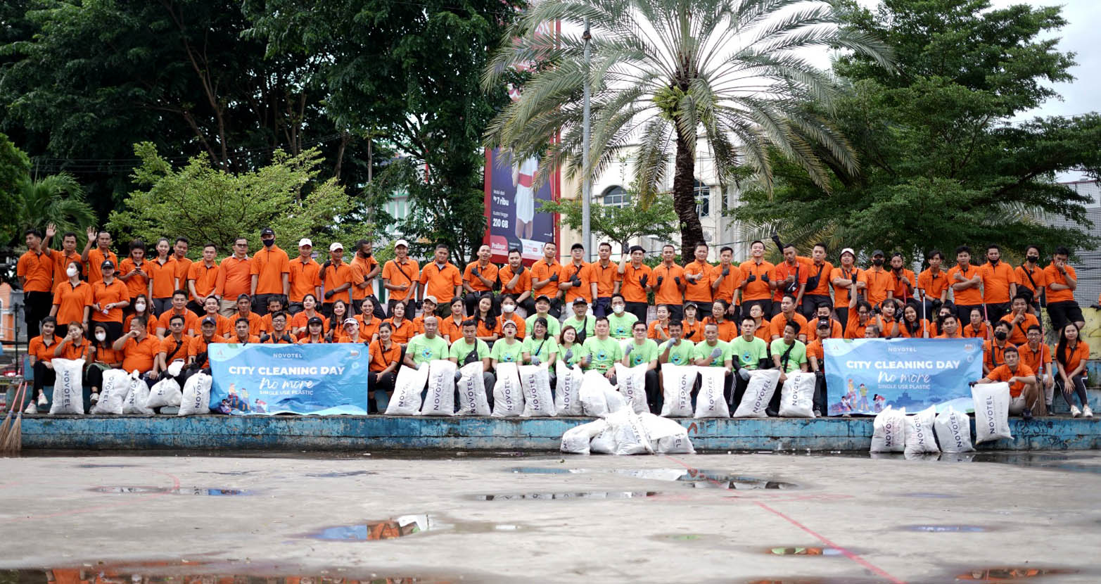 Novotel Lampung Kampanyekan No More Single Use Plastic lewat City Cleaning Day 