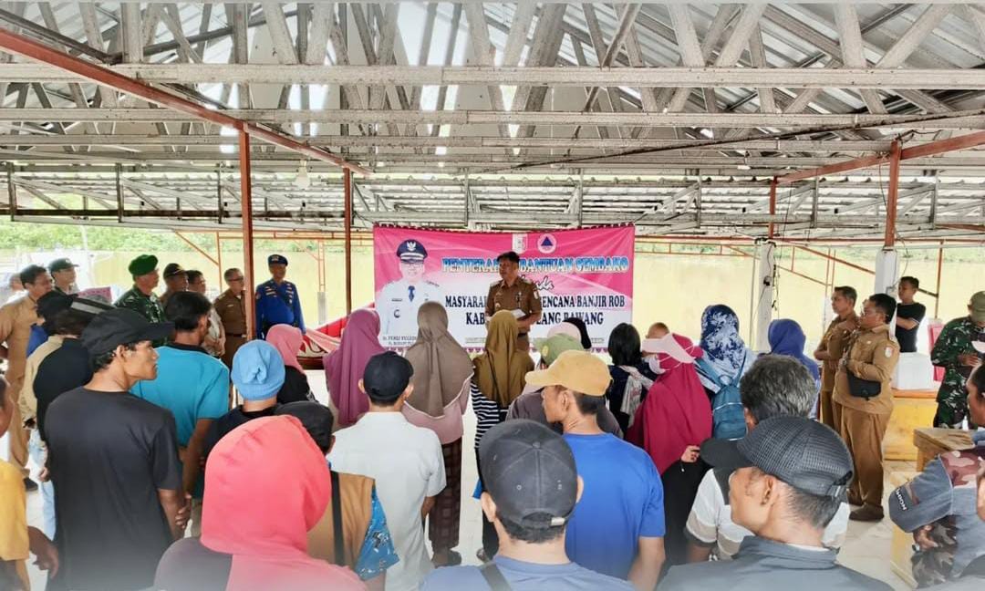 Korban Banjir Rob di Tulang Bawang Dapat Bantuan Pemerintah Daerah, Begini Pesan Pj. Bupati