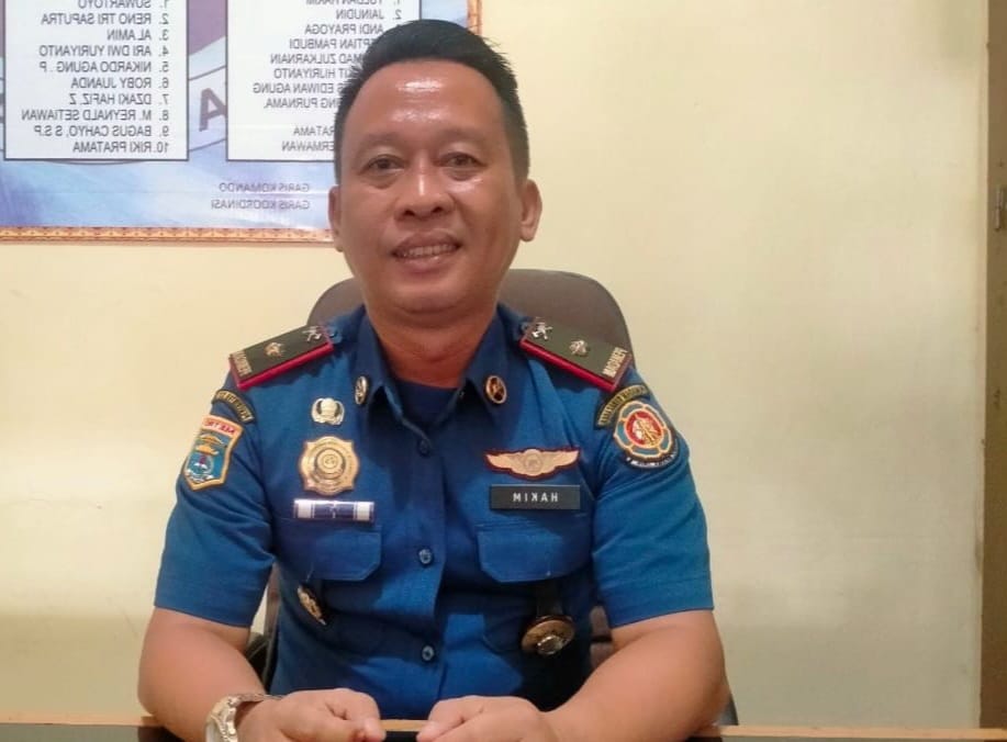 Dari Lepas Cincin Hingga Evakuasi Ular, Damkar Metro Siaga 24 Jam Bantu Warga