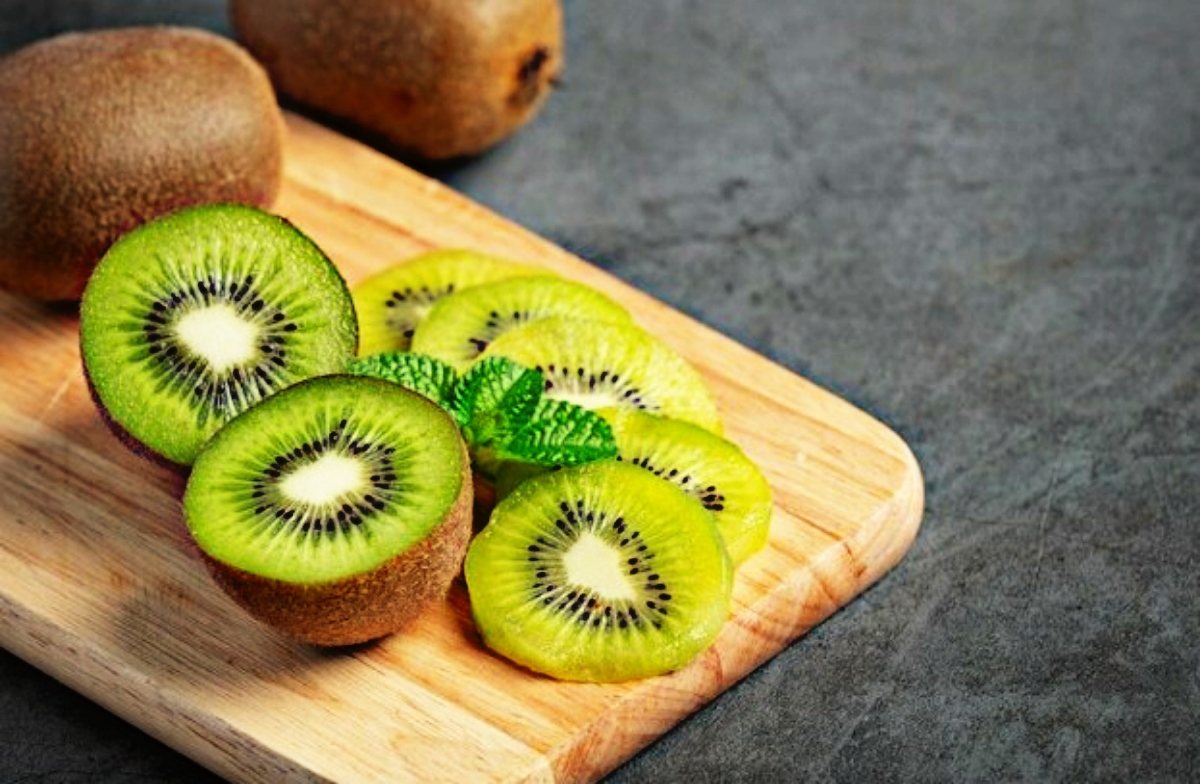Segudang Manfaat Kiwi untuk Kesehatan Tubuh Sekaligus Bikin Kulit Glowing dan Sehat