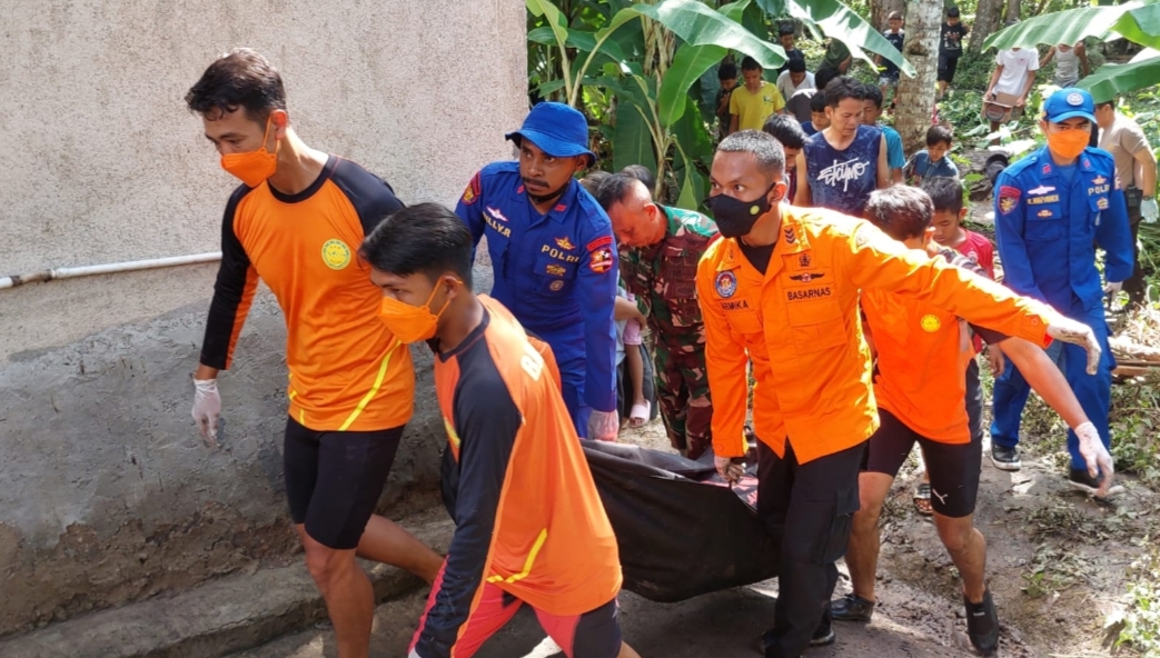 Gunakan Alat Pindai Sidik Jari, Polresta Pastikan Identitas Mayat Anonim Terseret Banjir Bandar Lampung