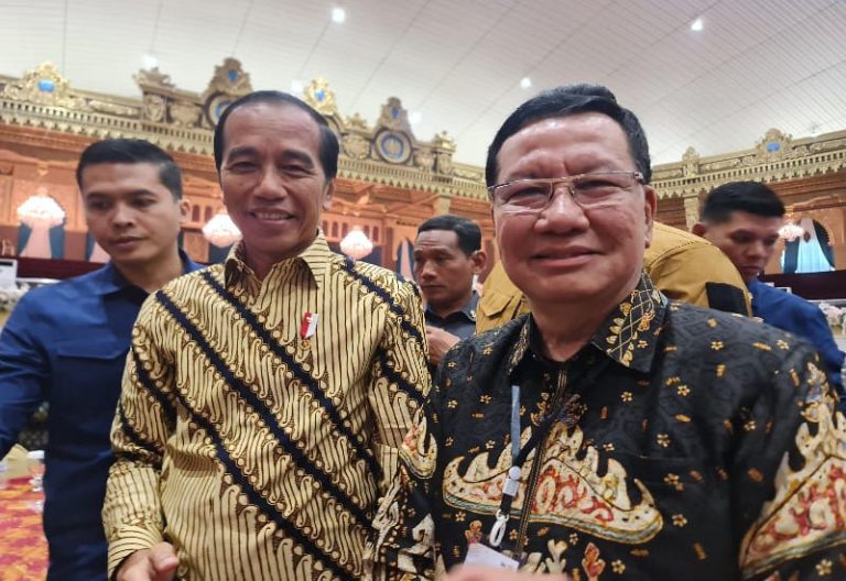 Hadiri Kegiatan Forum Rektor Indonesia, Rektor Universitas Teknokrat Indonesia Berkesempatan Bertemu Presiden