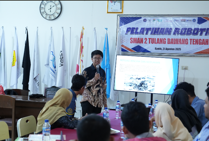 Teknokrat Beri Pelatihan Deteksi Kebencanaan SMAN 2 Tulang Bawang