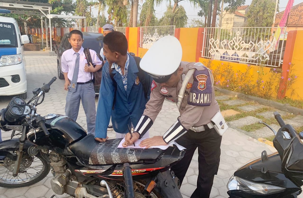 Masuk Sekolah, Polisi Tindak 25 Pelajar Tulang Bawang, Ini Penyebabnya