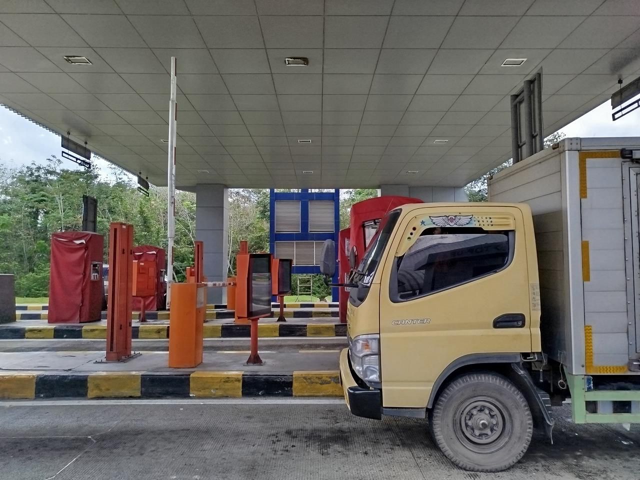 Libur Nataru, Hutama Karya Pangkas Tarif Tol Trans Sumatera 20 Persen