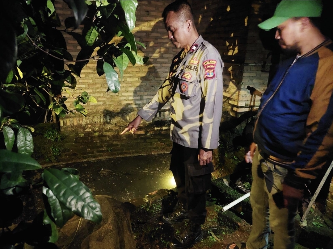 Bocah 2 Tahun Tewas Dalam Comberan, Cukupkah Polisi Sekedar Berbelasungkawa?