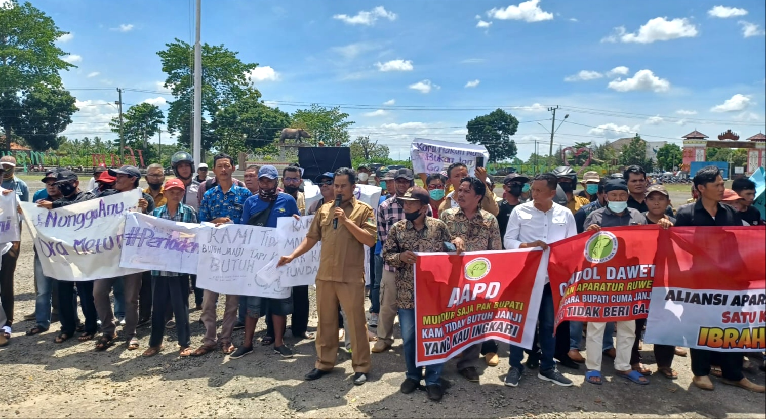 Insentif Belum Dibayar, Aparatur Pemerintahan Desa Lampung Timur Ancam Mogok Massal