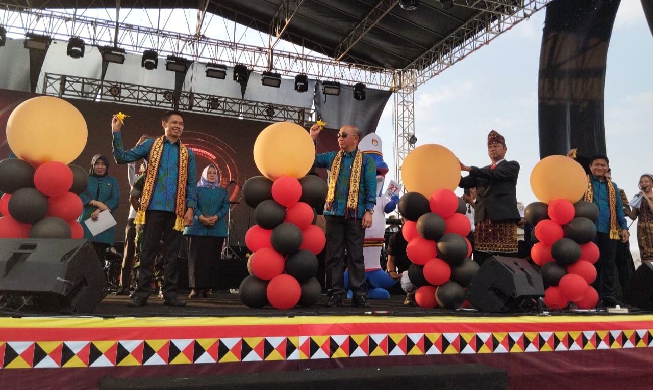 KPU Tanggamus Launching Pemilihan Bupati dan Wakil Bupati 2024, Ajak Masyarakat Gunakan Hak Suara