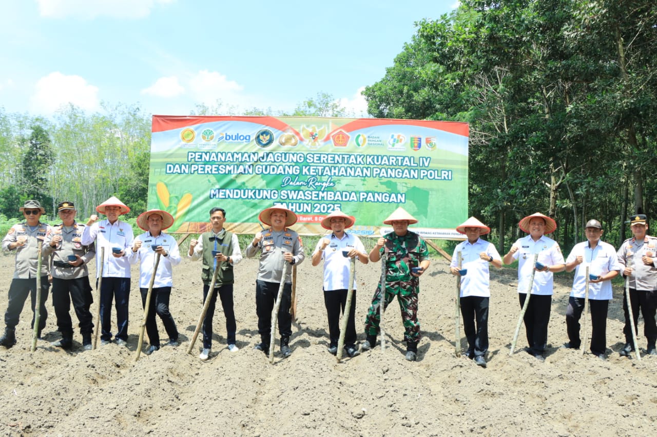 Jaga Swasembada Pangan, Polisi Tanam Jagung Serentak