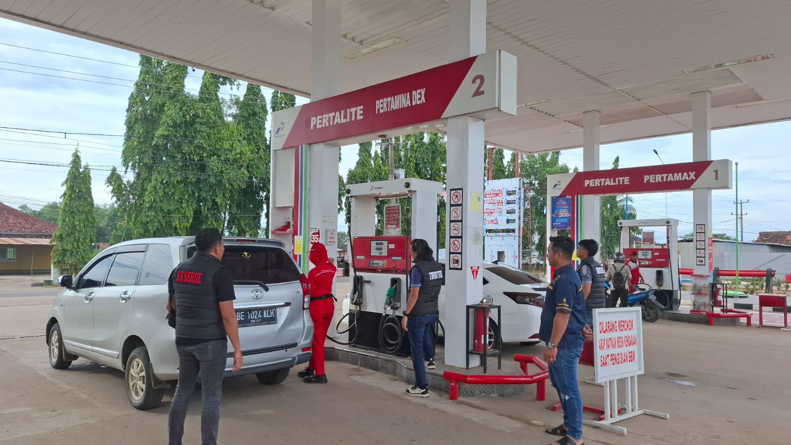 Polres Tulang Bawang Barat Sidak Dua SPBU, Cegah Kecurangan yang Rugikan Warga