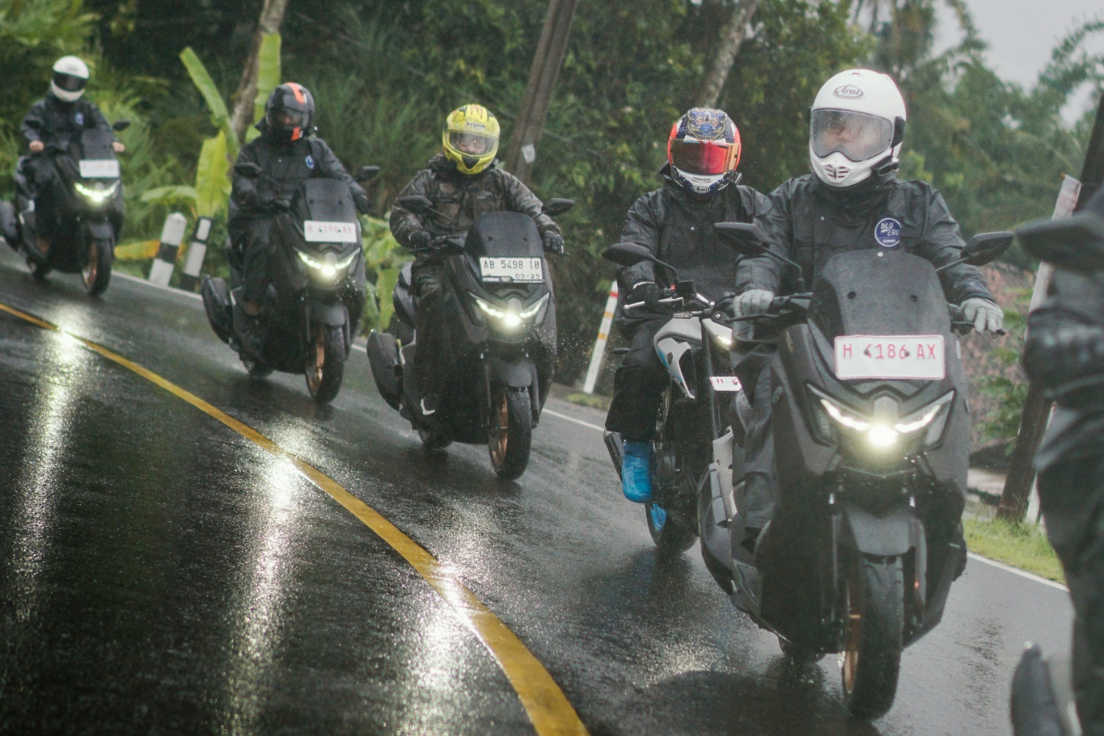 Bukan Touring Biasa! Yamaha Ajak Pemimpin Redaksi Full Gaspol Bareng MAXi & Sport Eksplore Jalur Ikonik Jateng