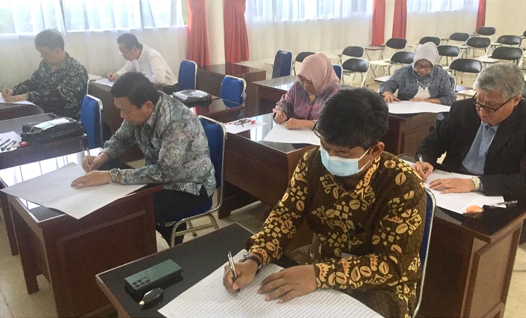 Bakal Calon Rektor Unila Psikotes di RSJ Lampung
