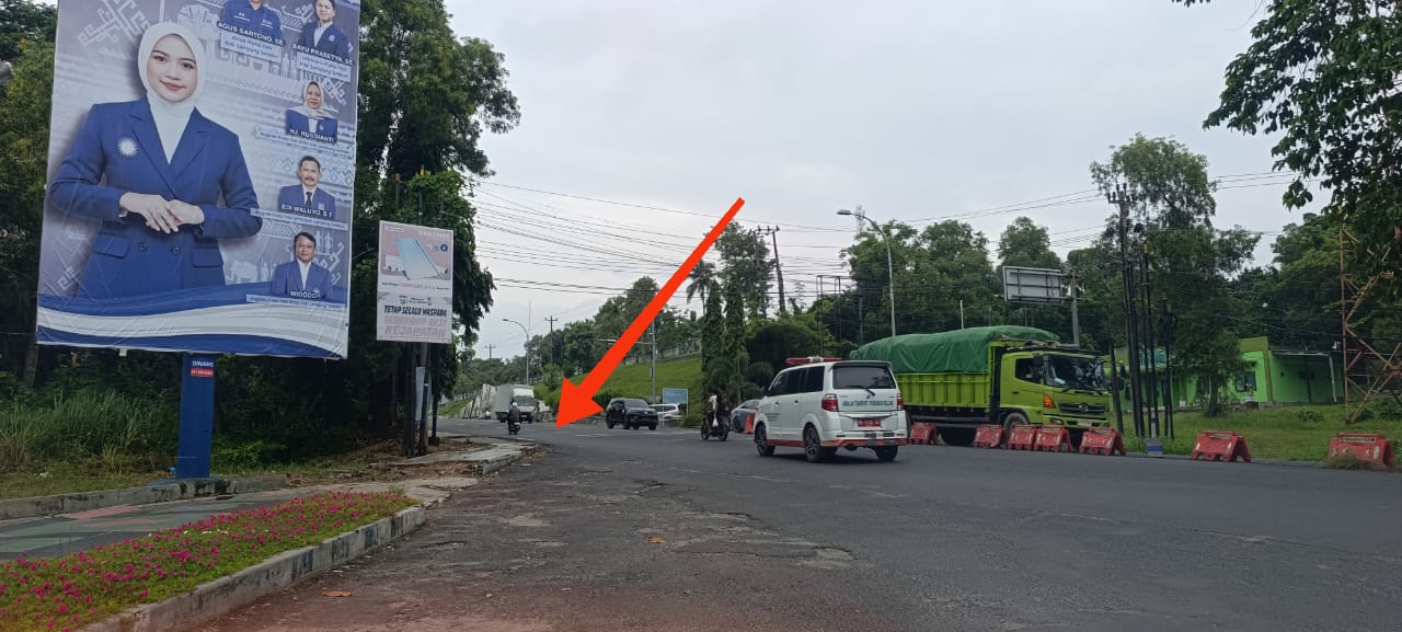 Mobil Ditumpangi Kapolres Lampung Selatan Diduga Serempet Pesepeda Motor