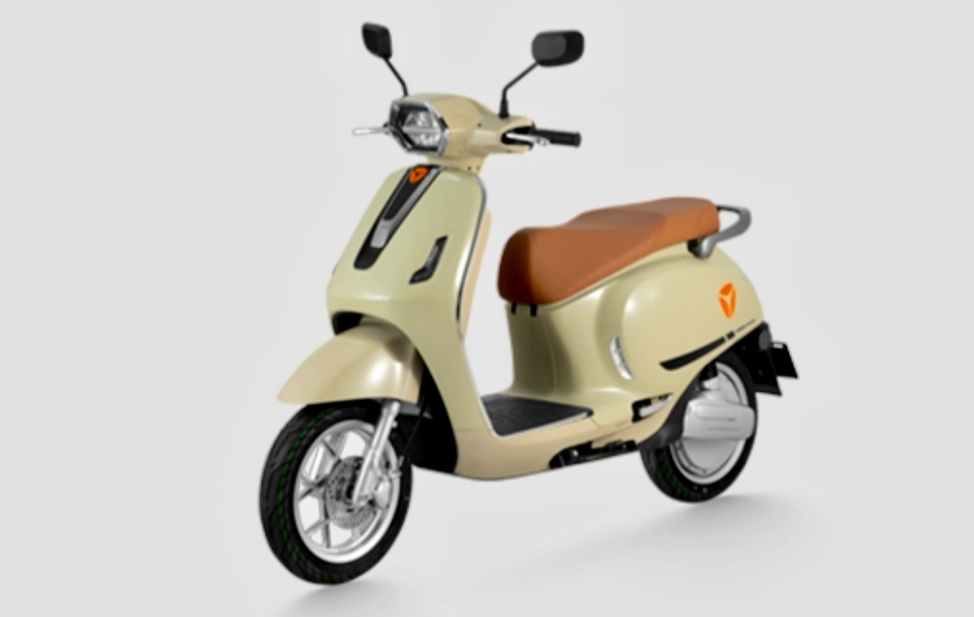 Motor Listrik vs Motor Matic untuk Perempuan Indonesia, Ini Kelebihan dan Kekurangan Masing-Masingnya,