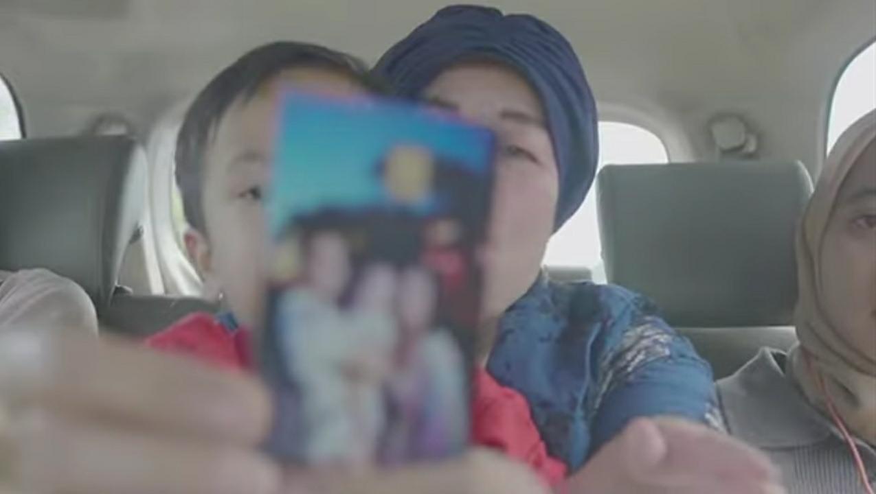 Gala Sky 'Telpon' Papi dan Mami, Ekspresi Oma Dewi Jadi Sorotan